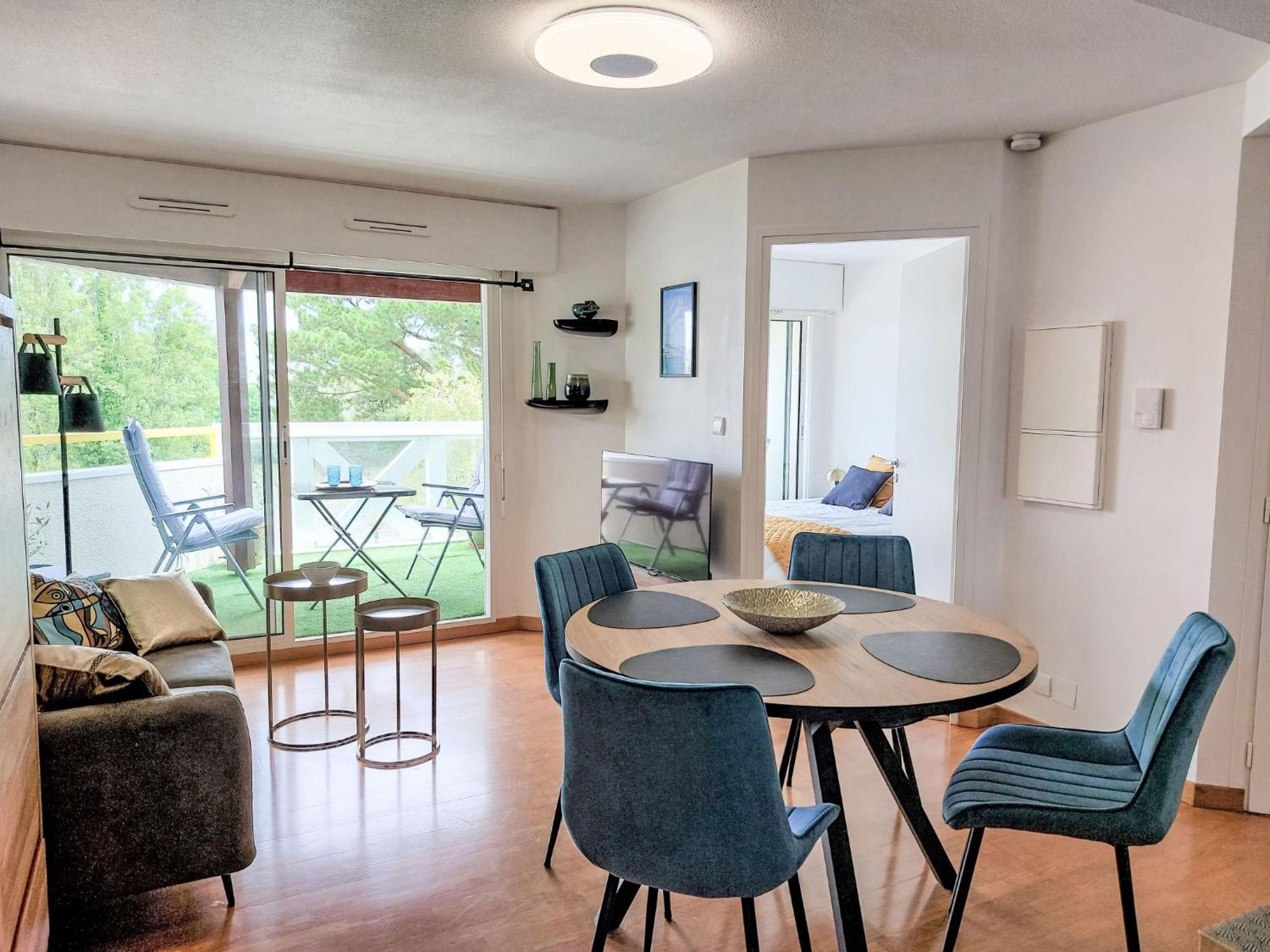 Calme Et Vue Sur L'etang Au Duc By Interhome Appartement *