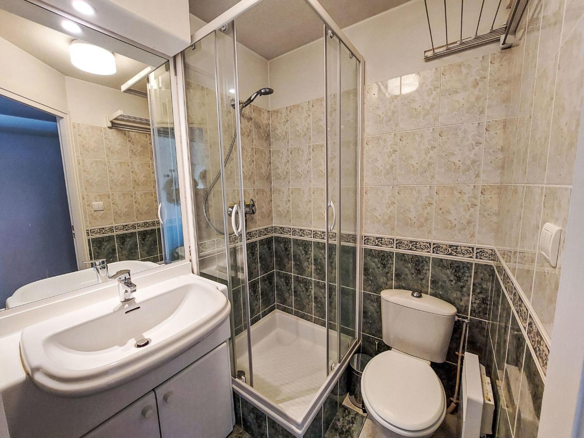 Appartement Calme Et Vue Sur L'etang Au Duc By Interhome