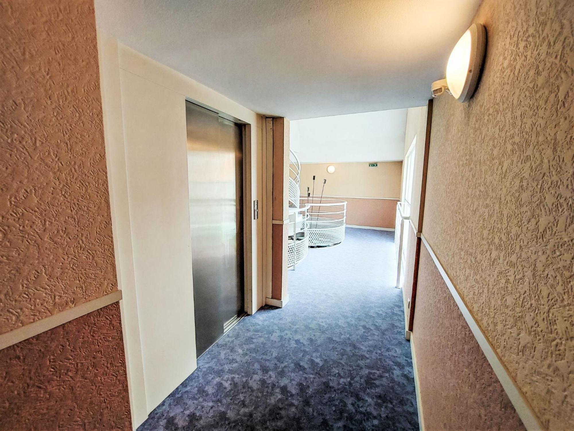 Appartement Calme Et Vue Sur L'etang Au Duc By Interhome
